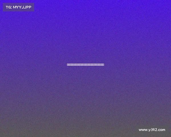 维斯塔潘挑战自我成功认出所有足球队队徽展现真球迷精神